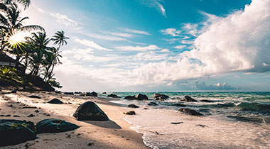 别被宣传骗了，91网0真正想讲的是：你以为是穿帮，其实是刻意的提示